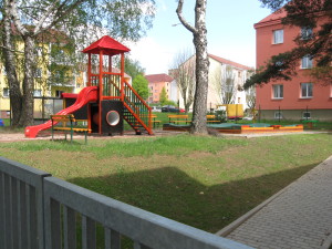 Školní zahrada malá